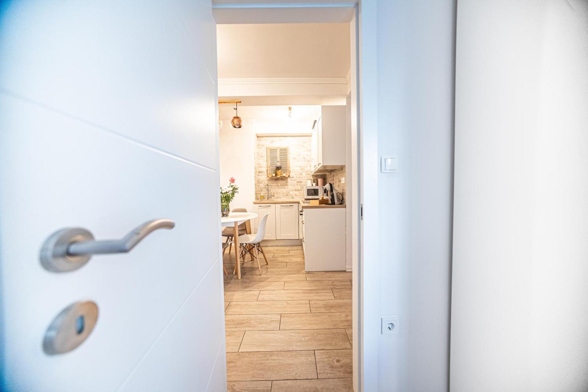 Split Apartment M&T 外观 照片
